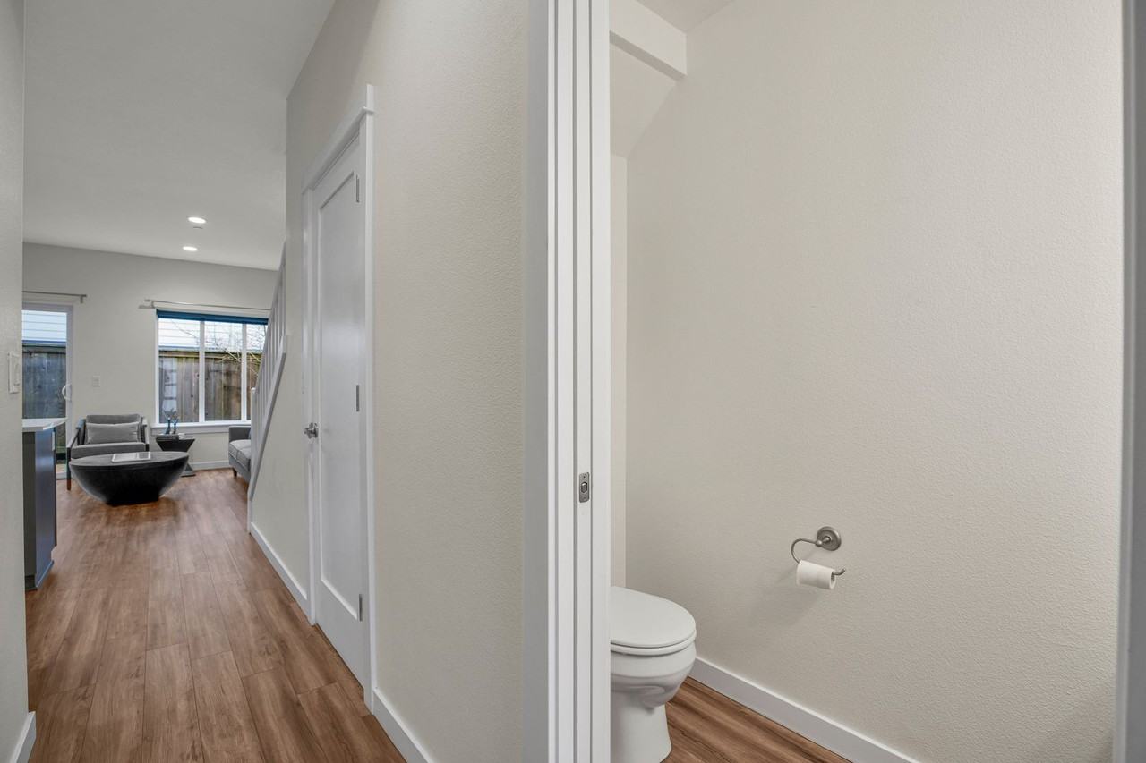 2830 22nd Ave #10 - Photo 3 of 42