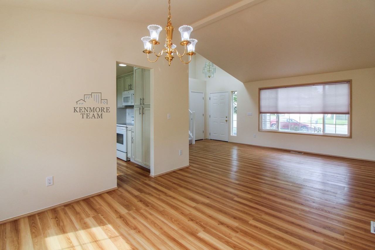 2873 Troon Ct - Photo 7 of 31