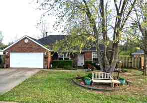 167 Rob St - Photo 1 of 1