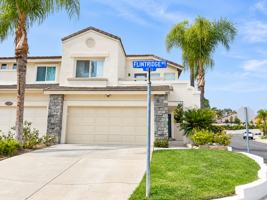 featured image of 935 S Flintridge Way