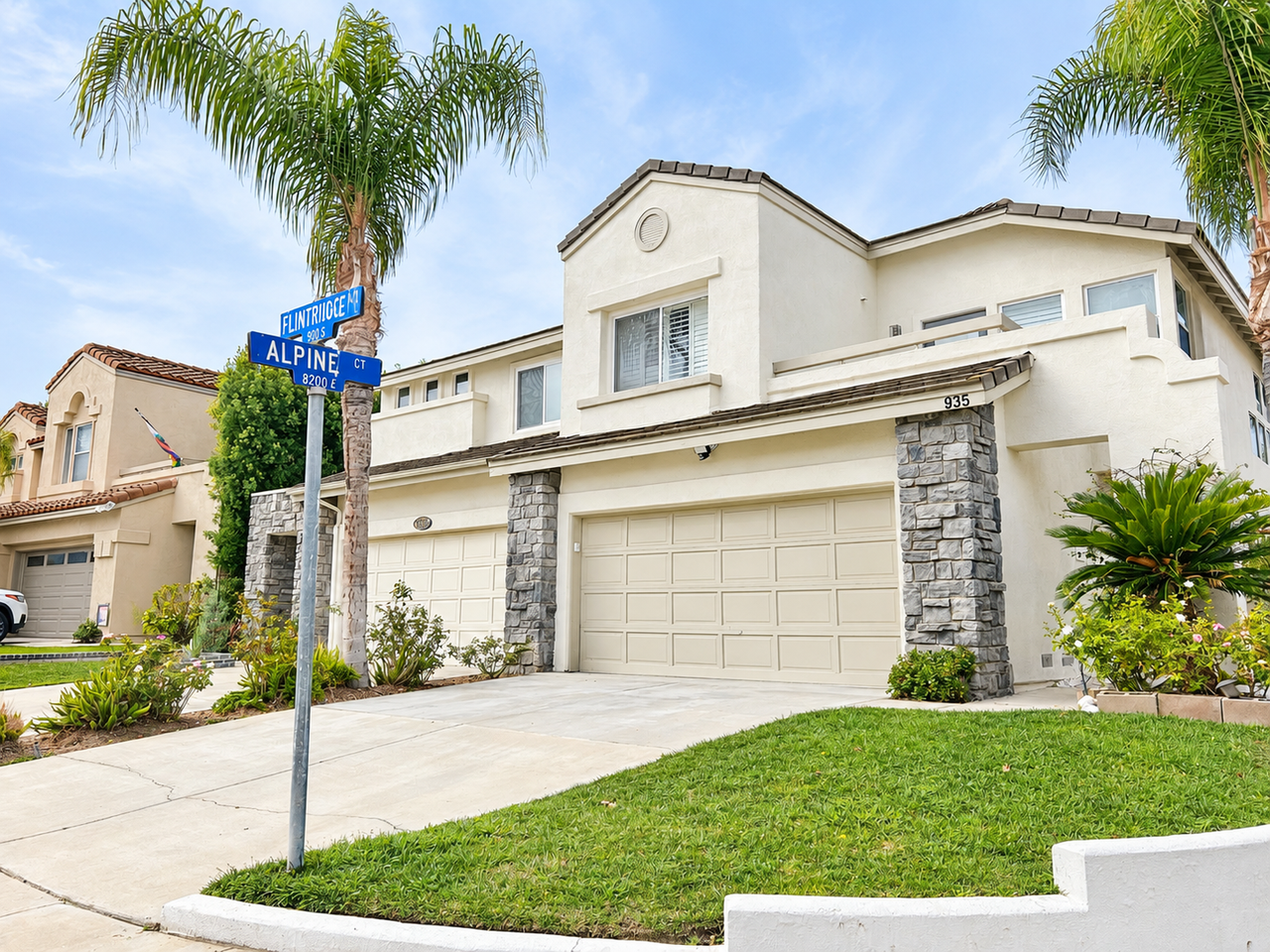 935 S Flintridge Way - Photo 2 of 17
