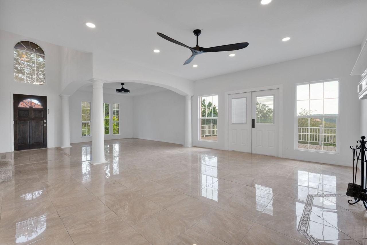 11418 Lago Vis - Photo 4 of 25