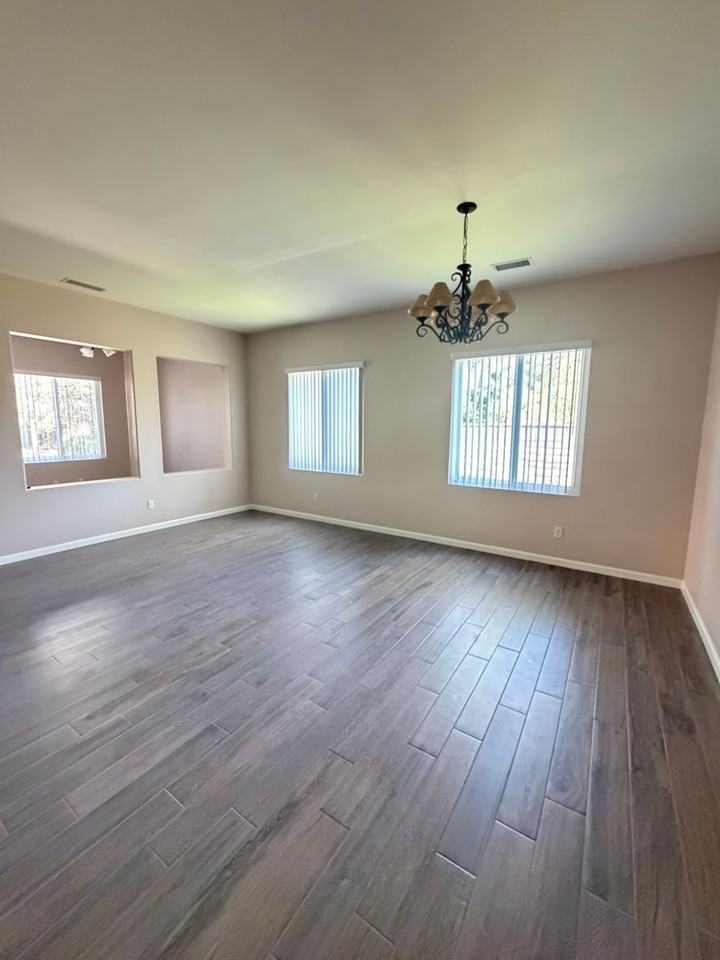 4944 Monument St - Photo 6 of 20