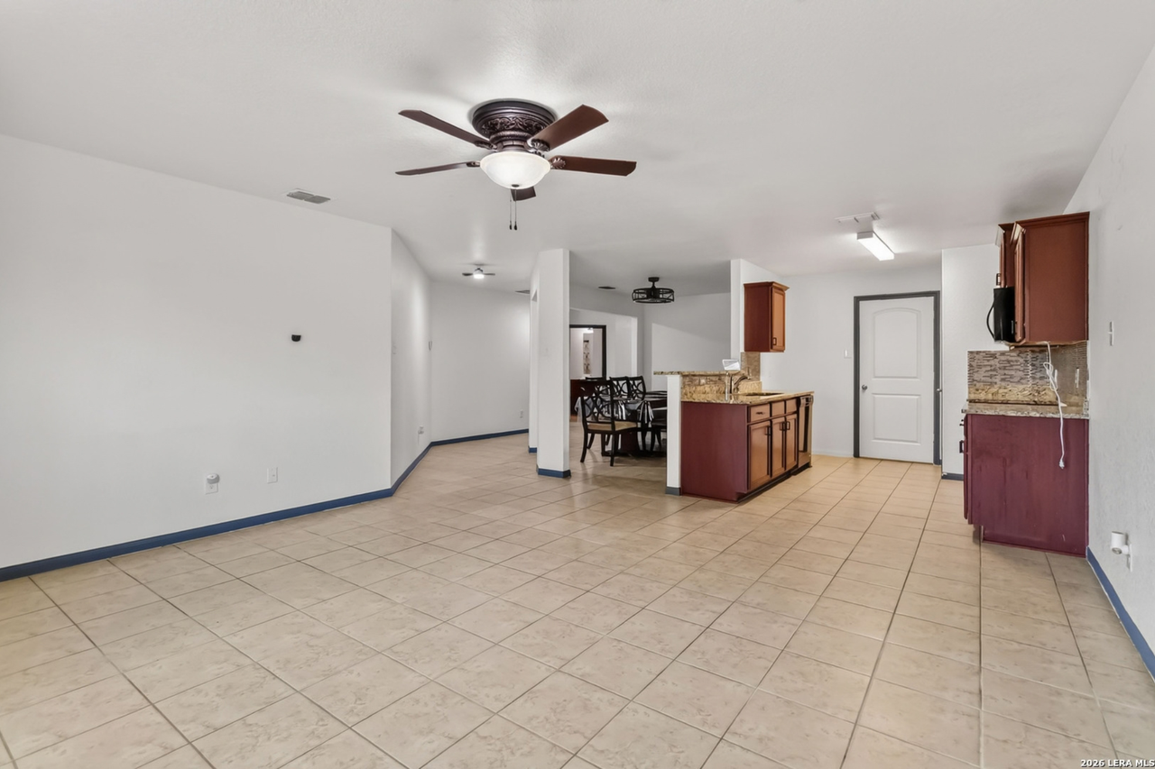 12207 Claiborne - Photo 6 of 28