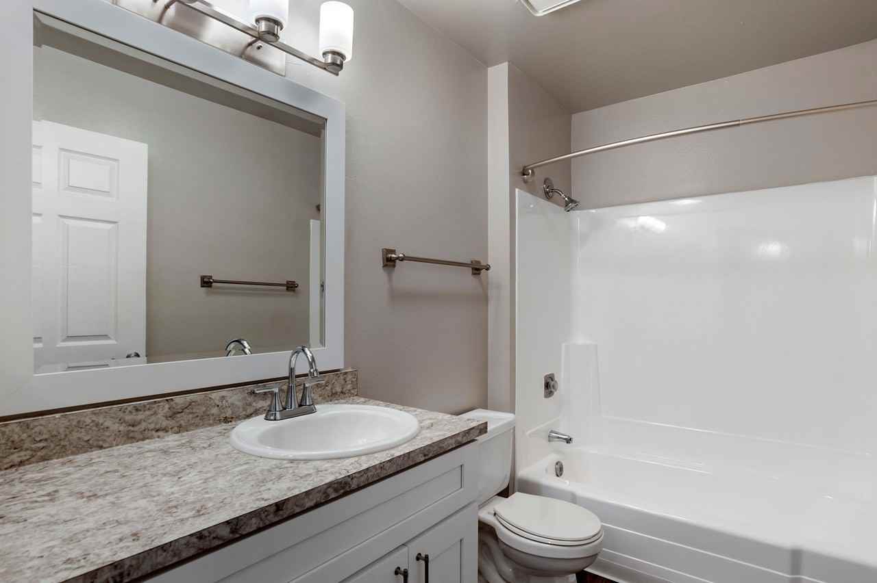 Scripps Poway Villas - Photo 4 of 50