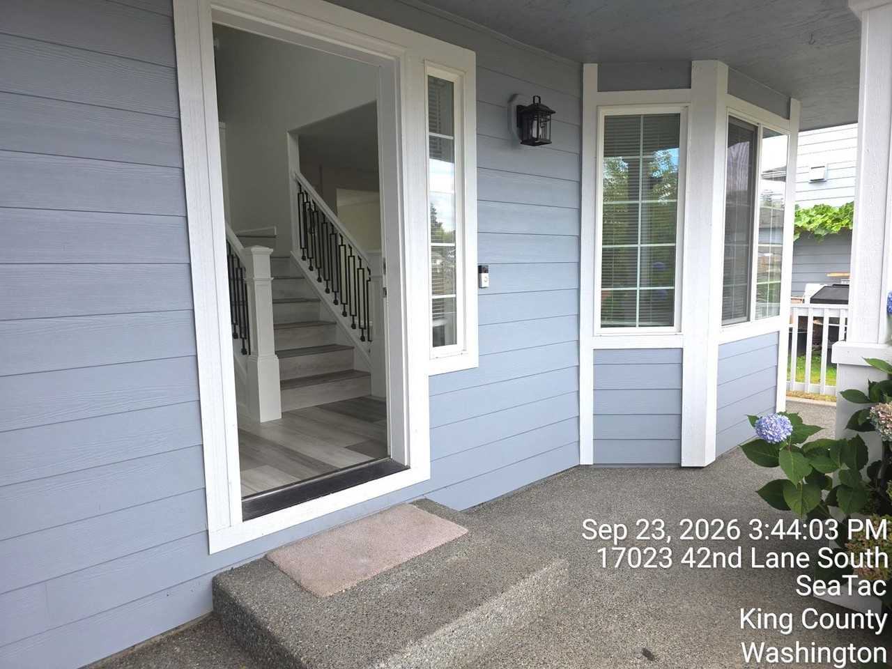 17023 42nd Ln S - Photo 2 of 34