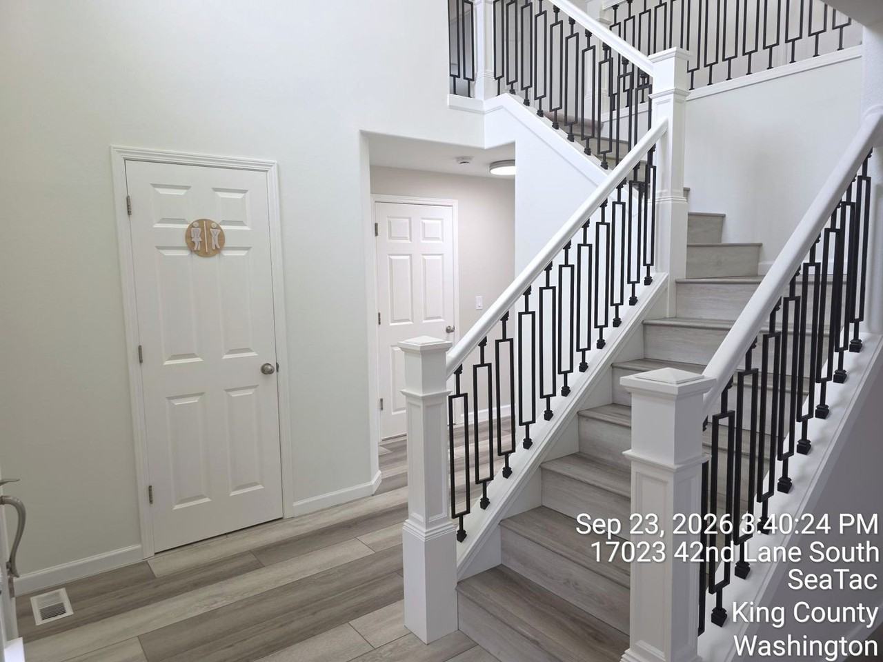 17023 42nd Ln S - Photo 3 of 34