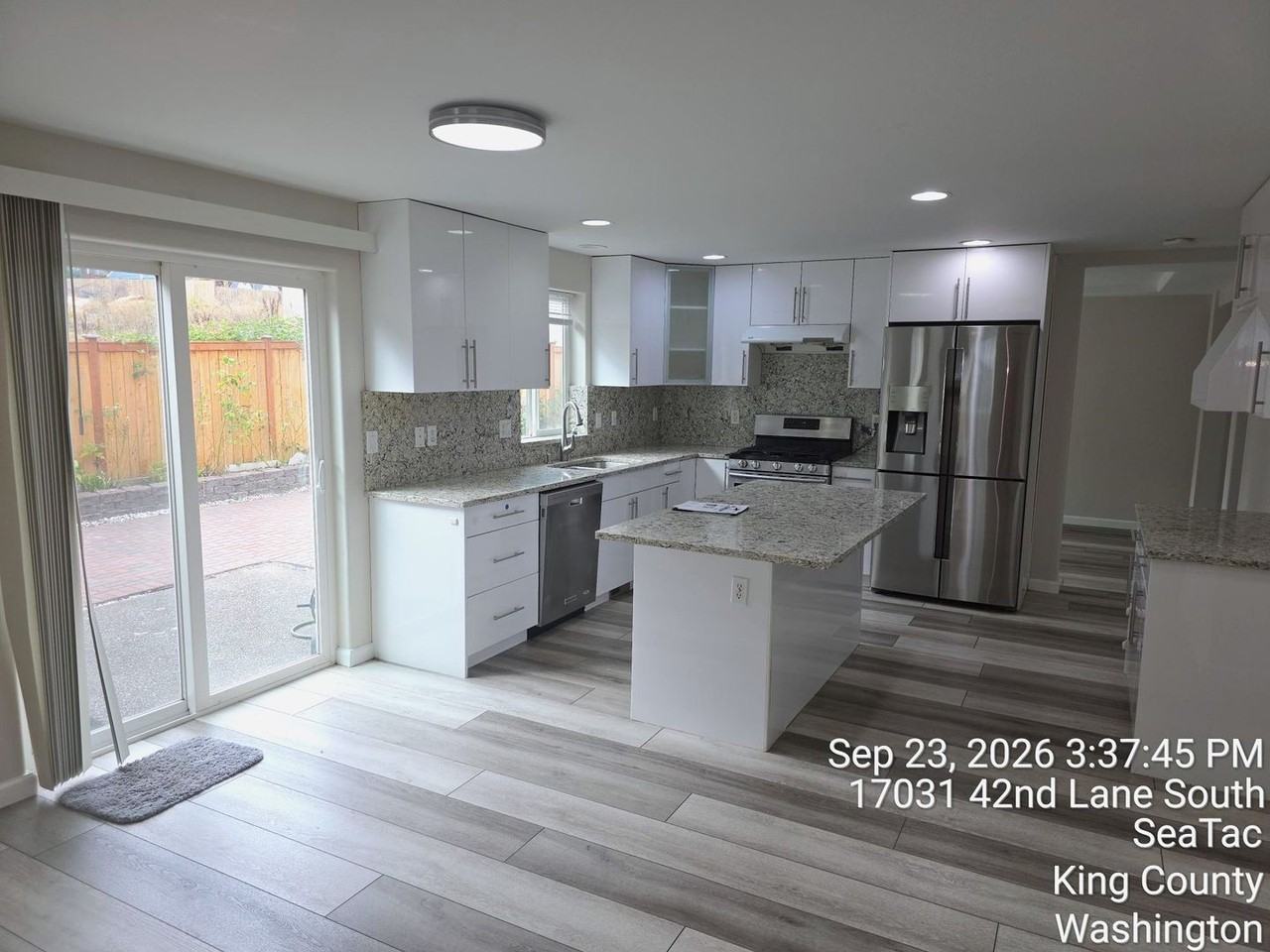 17023 42nd Ln S - Photo 7 of 34