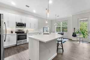 featured image of 7217 Oxford Ct