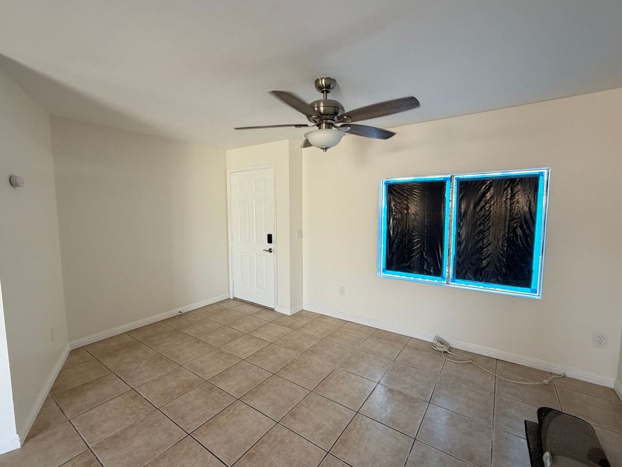 14881 Starmont St - Photo 4 of 10