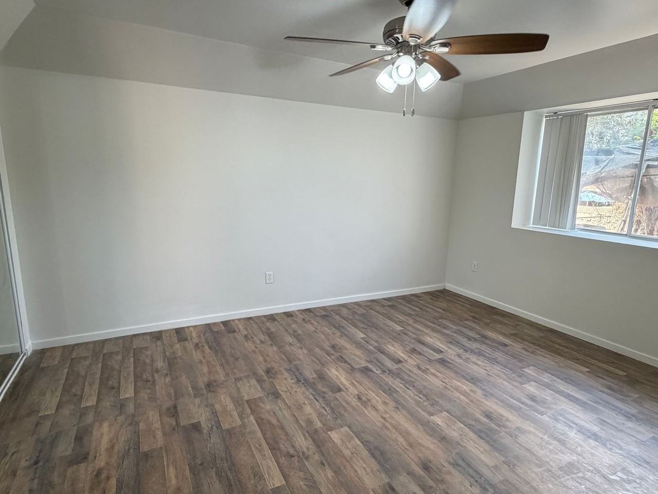 14881 Starmont St - Photo 7 of 10