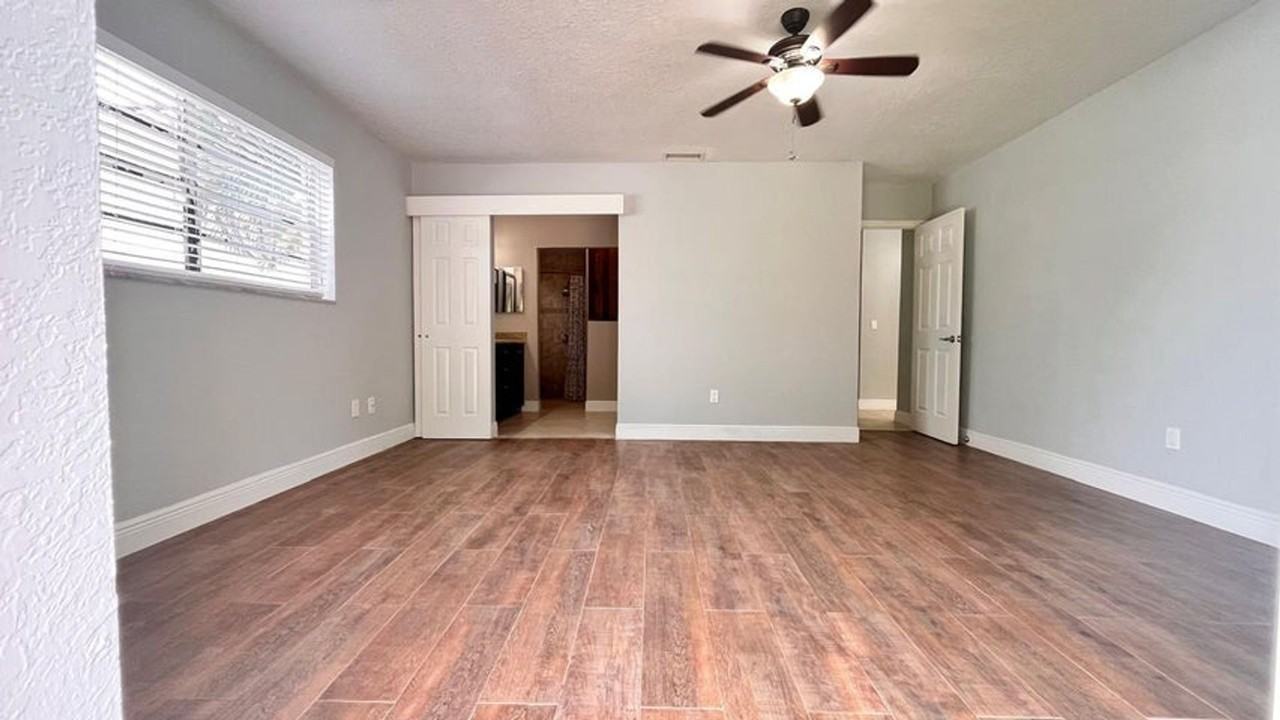 11535 Sanderling Dr - Photo 6 of 16