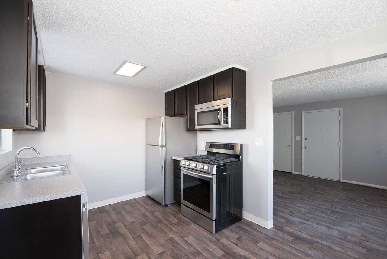 Pine Valley Apartments - Photo 2 of 11