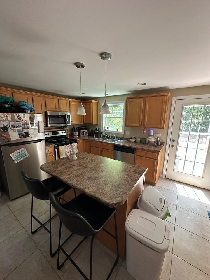 27 Stockman Ave - Photo 3 of 10