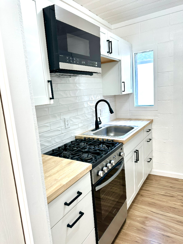 1117 Indiana Ave #A - Photo 5 of 7