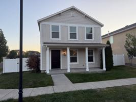 featured image of 1427 W South Paddock Dr