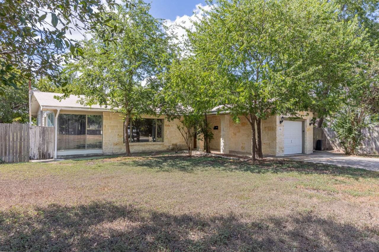 352 Tuttle Rd - Photo 3 of 39