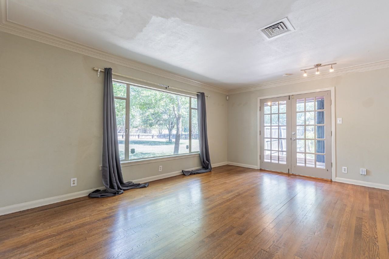 352 Tuttle Rd - Photo 5 of 39