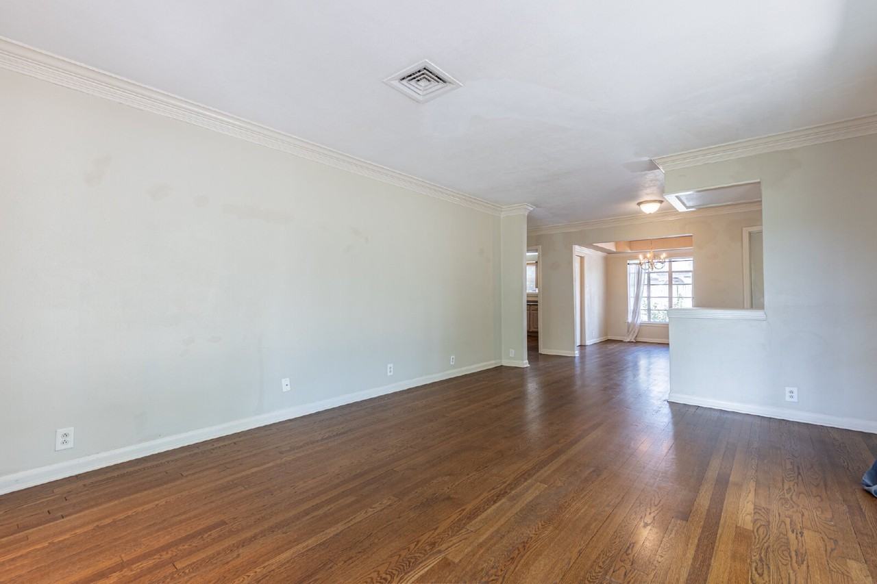352 Tuttle Rd - Photo 7 of 39