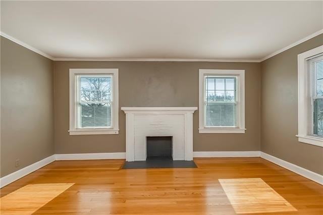1432 W 48th St #2 - Photo 3 of 27