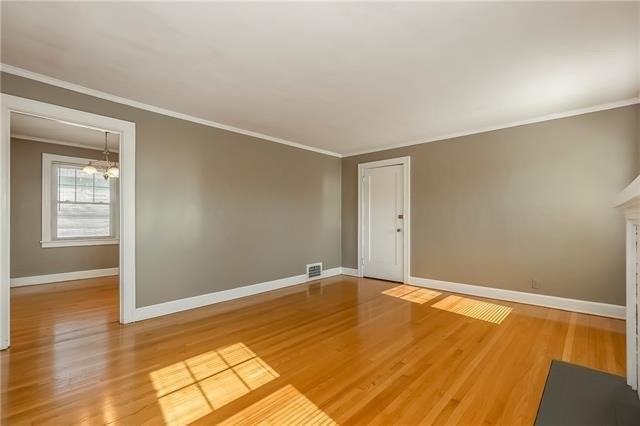 1432 W 48th St #2 - Photo 6 of 27