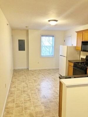 415 Willard St #3 - Photo 4 of 13