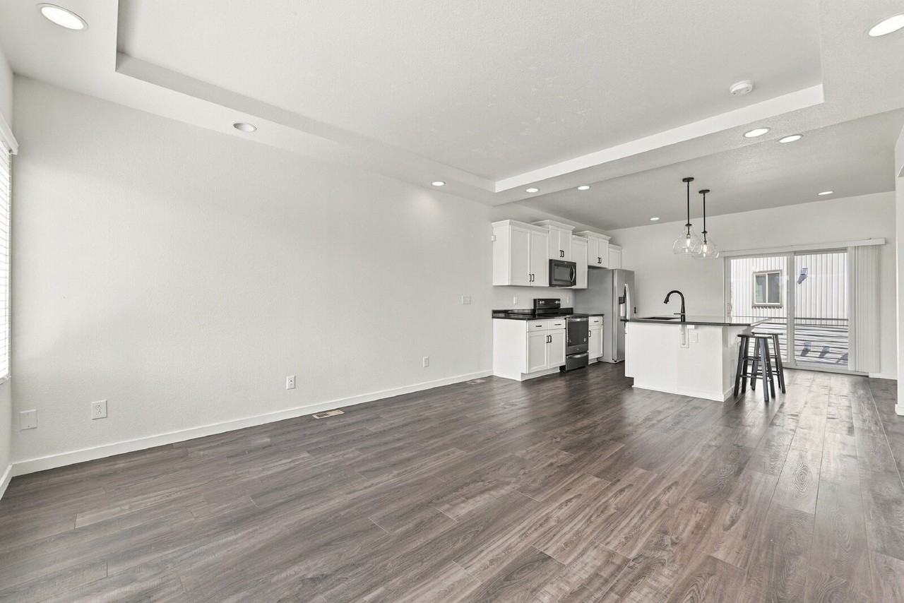 9108 Baltin Ct - Photo 3 of 46