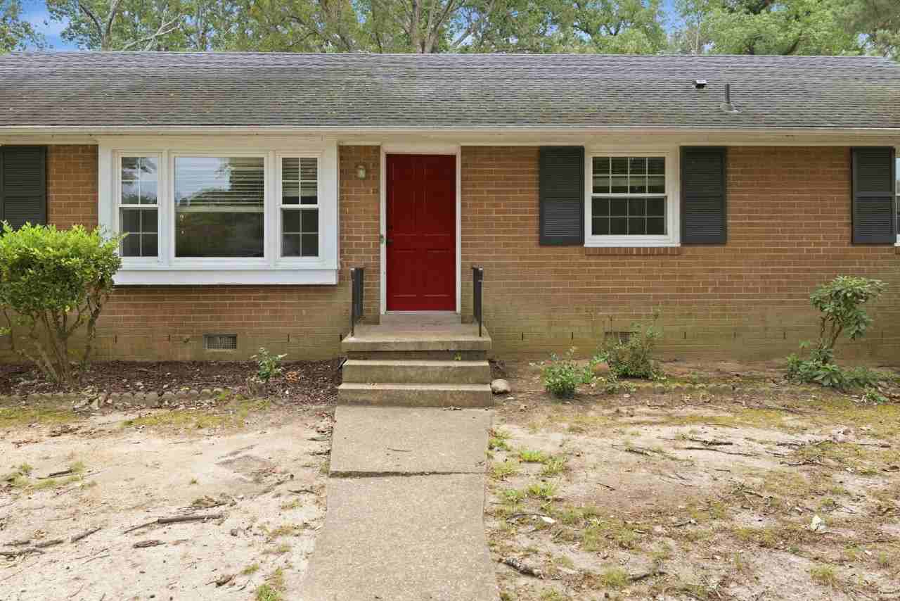 1413 Robindale Rd - Photo 3 of 30