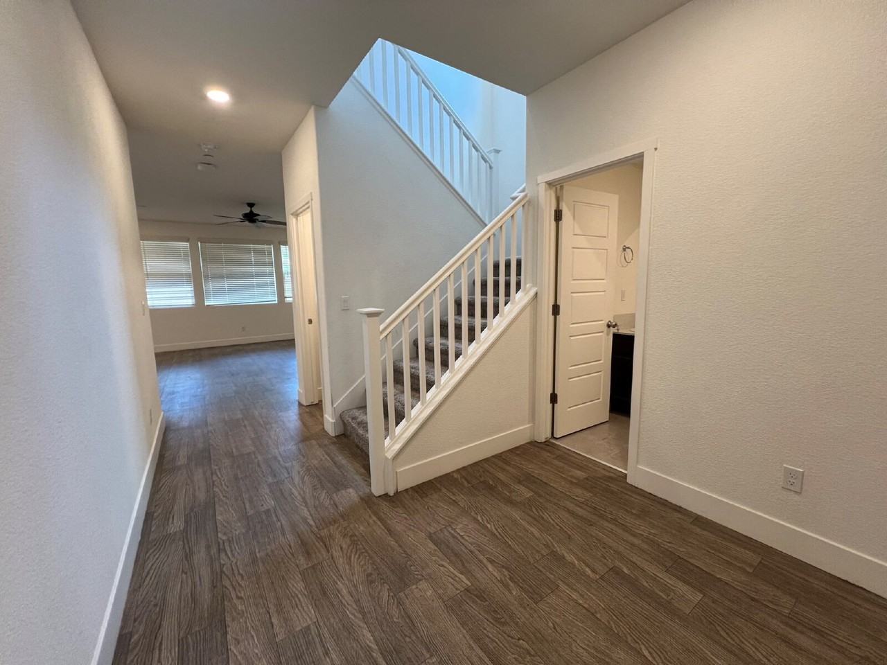 2343 Explorador Dr - Photo 3 of 33