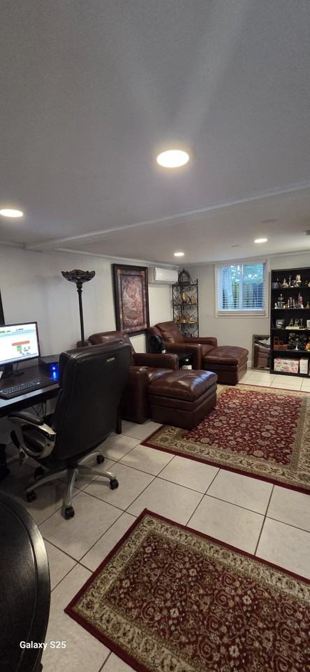 1324 Sw 31st St #2 - Photo 7 of 12