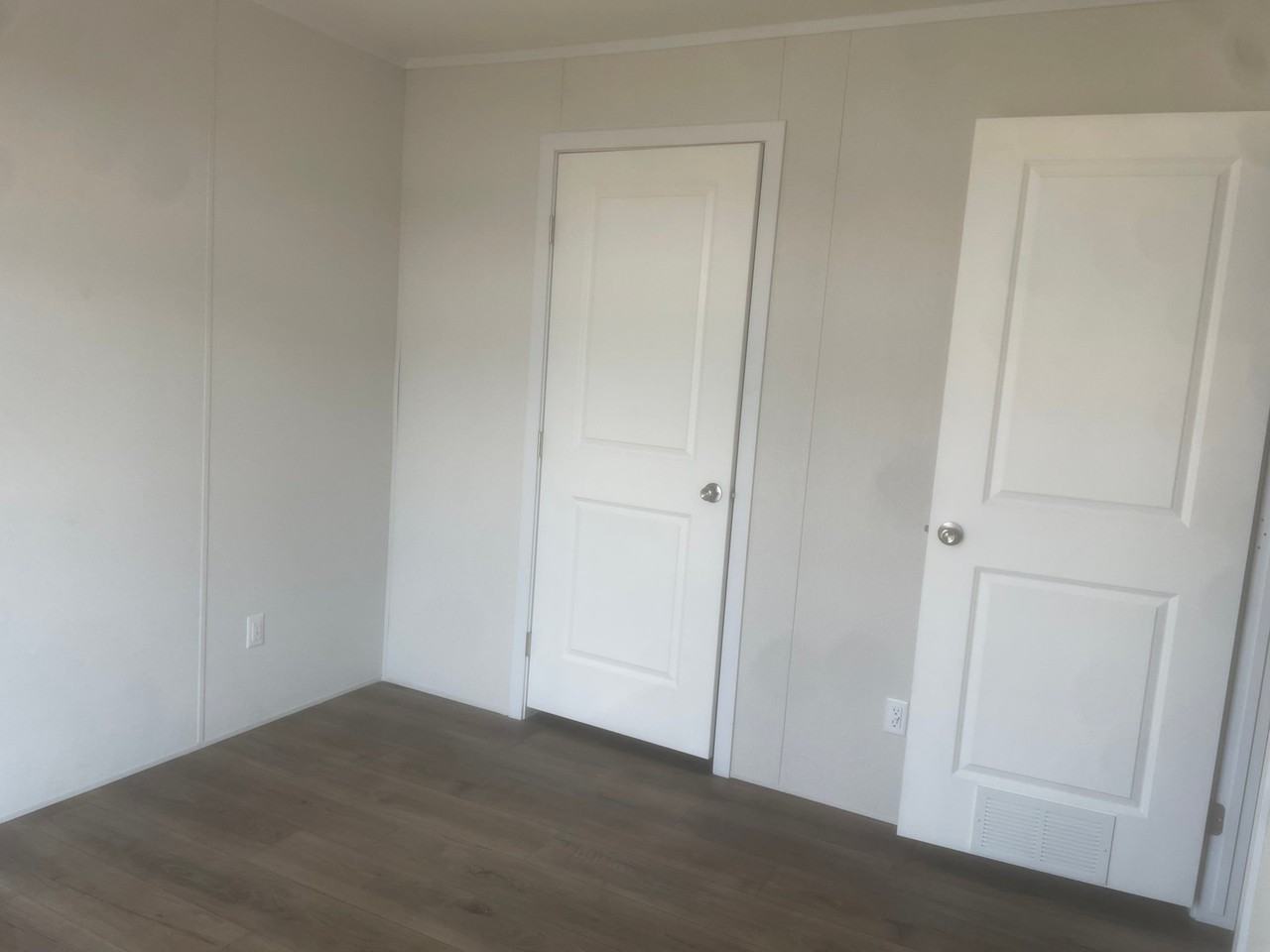 11324 E Road #8A - Photo 5 of 10