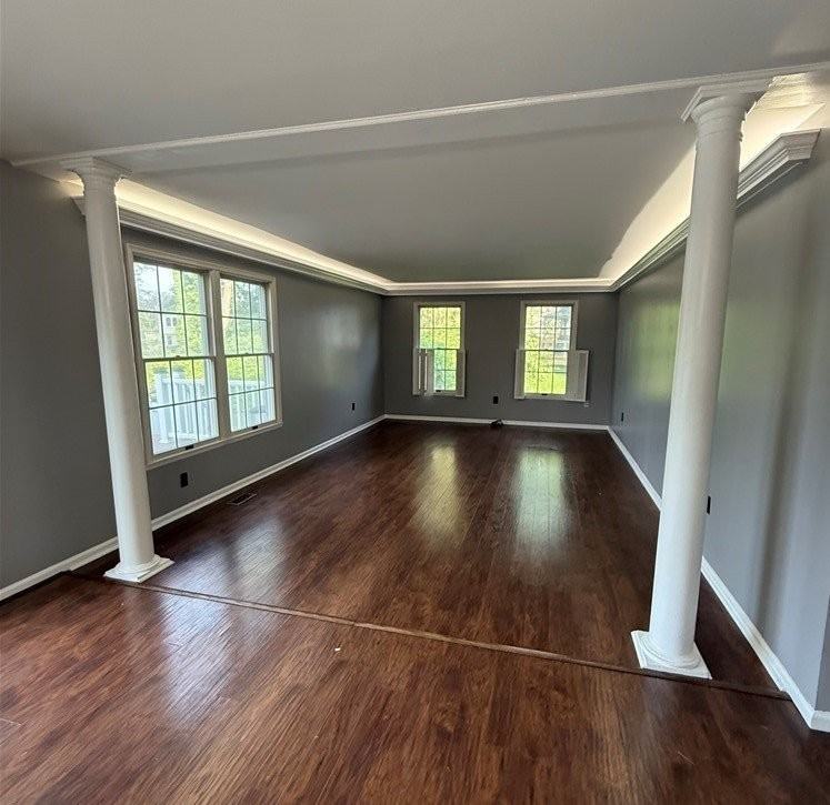 322 Garfield Ave - Photo 6 of 15