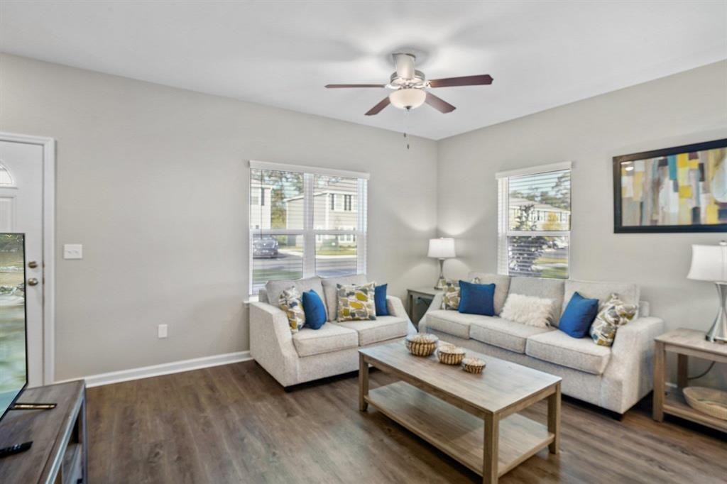 2284 Del Carmel Way - Photo 4 of 23