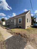 1811 W 13th St N - Photo 1 of 1