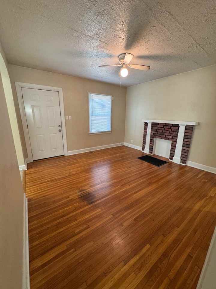 1811 W 13th St N - Photo 6 of 13
