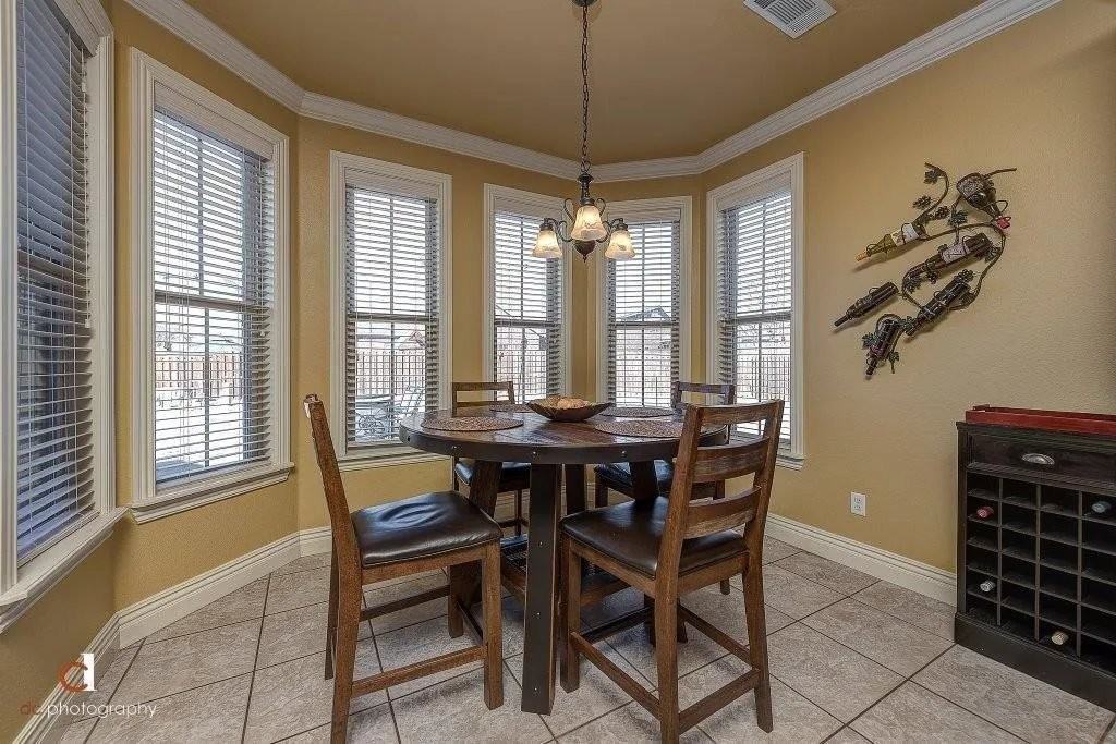 5404 S Chimay Dr - Photo 5 of 20