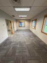 1905 W 57th St #STE4 - Photo 1 of 1