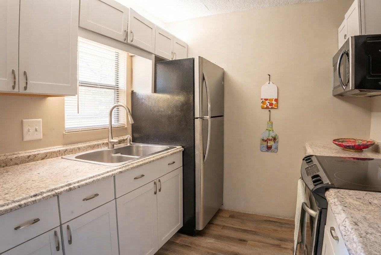 2415 Ne 7th St #6 - Photo 5 of 18