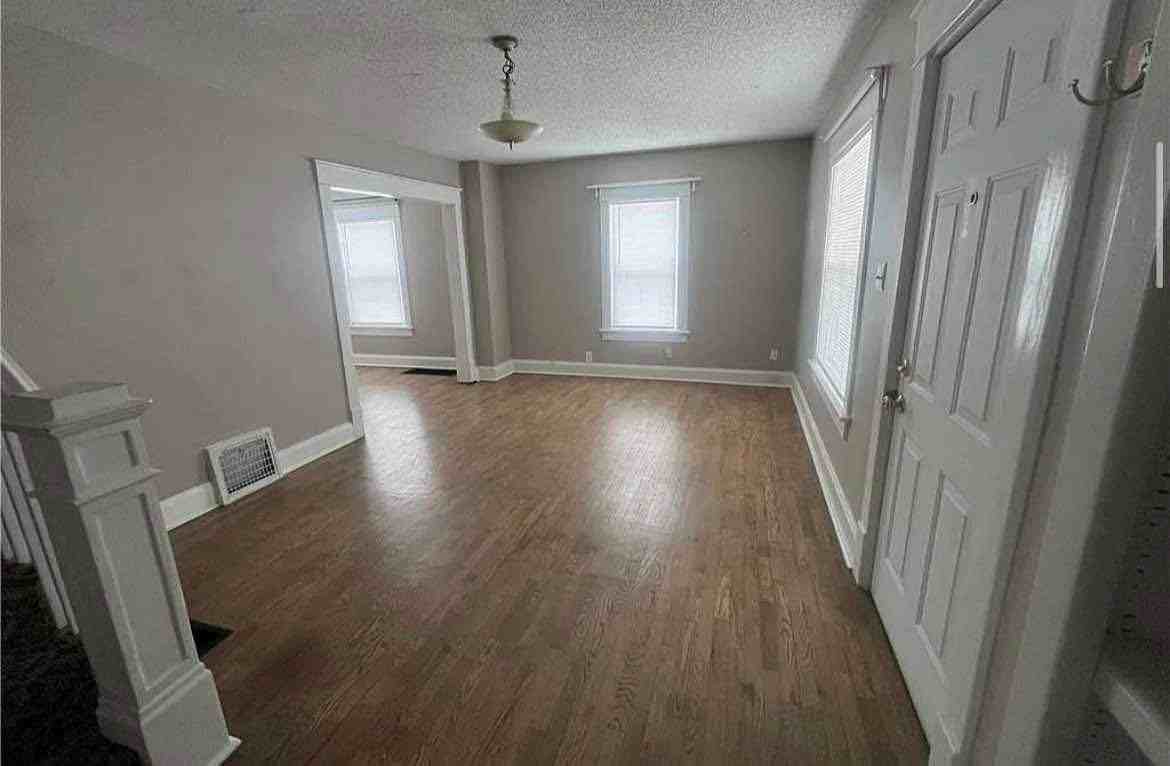 4455 Eaton St - Photo 2 of 4