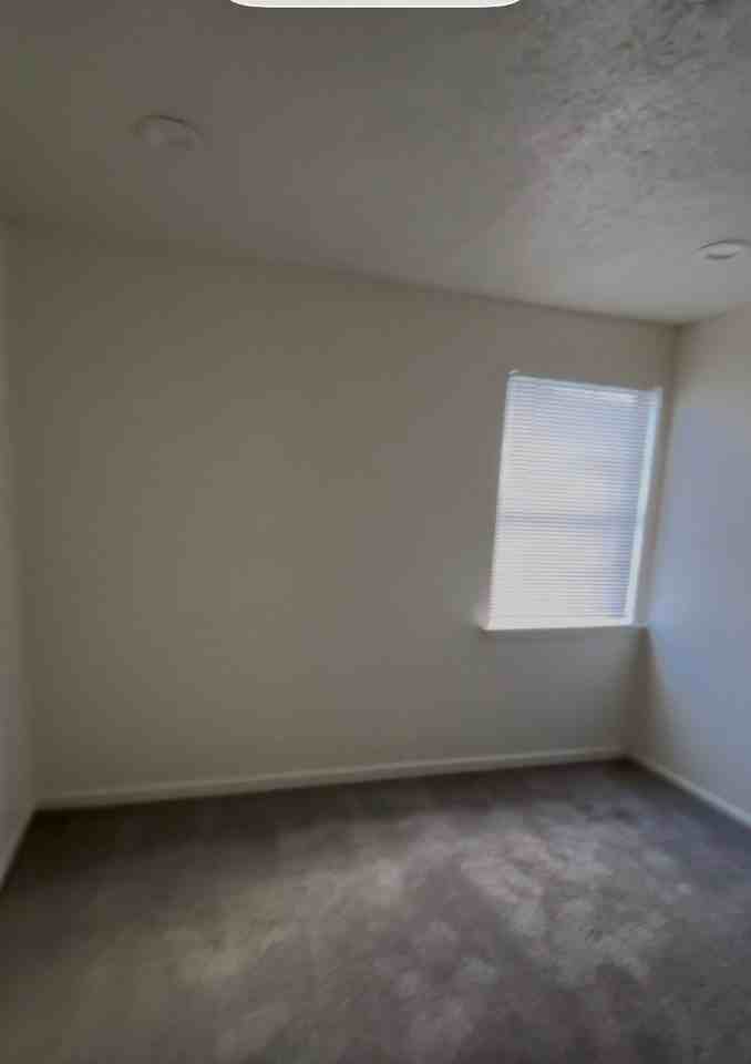 5949 Tullis Dr - Photo 4 of 8