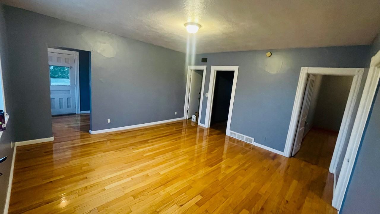 637 Rutger St #2 - Photo 2 of 14