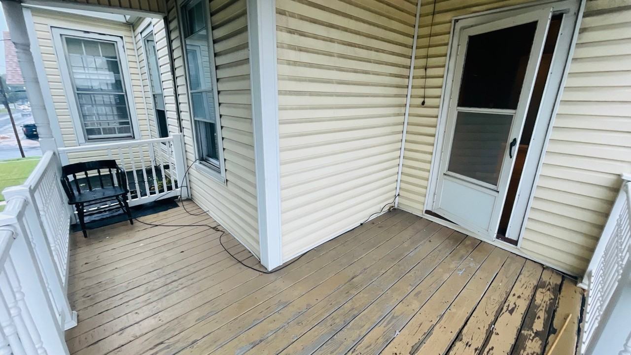 637 Rutger St #2 - Photo 4 of 14