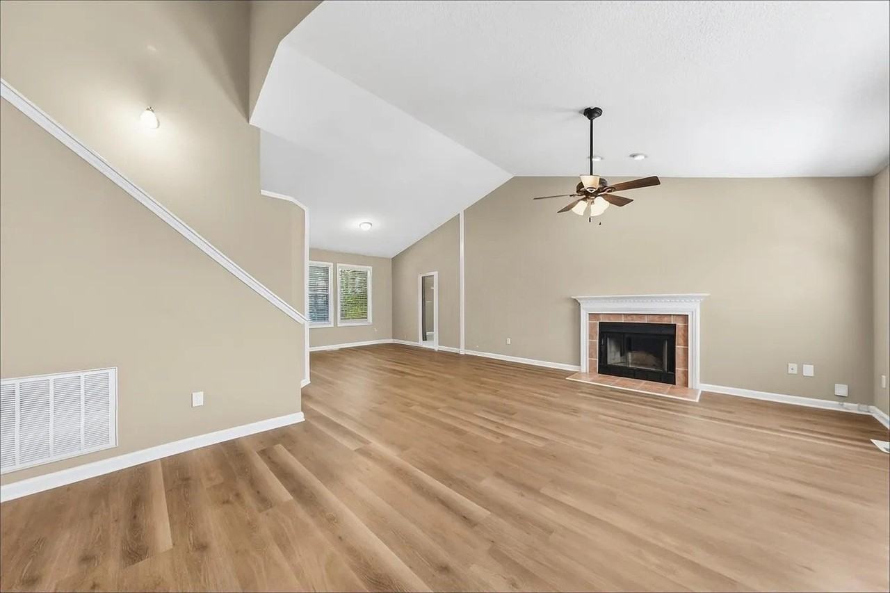 4704 Courtside Pl #A - Photo 7 of 12