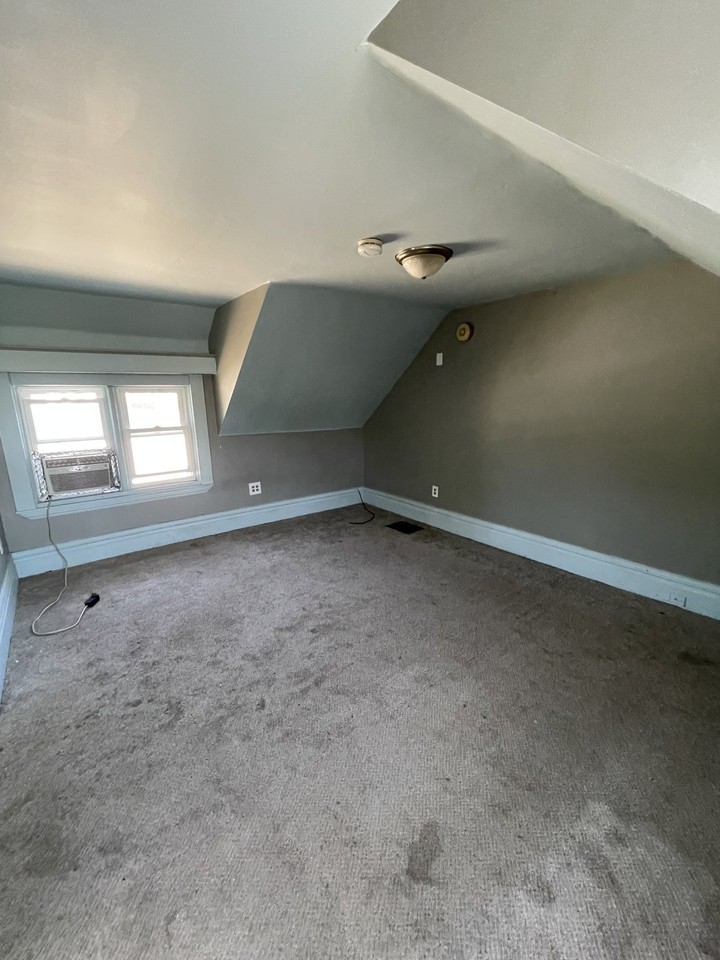 1211 E Cesar E Chavez Ave #3 - Photo 3 of 6