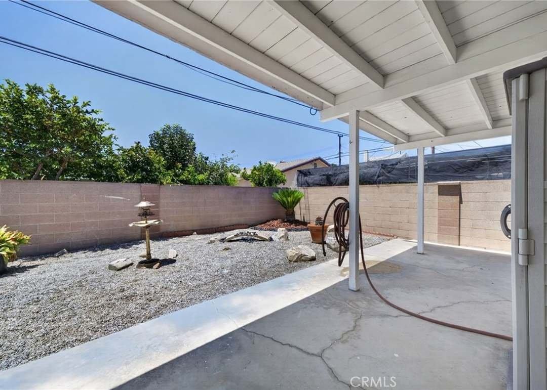 21213 Budlong Ave - Photo 6 of 13