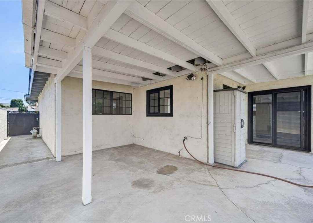 21213 Budlong Ave - Photo 7 of 13