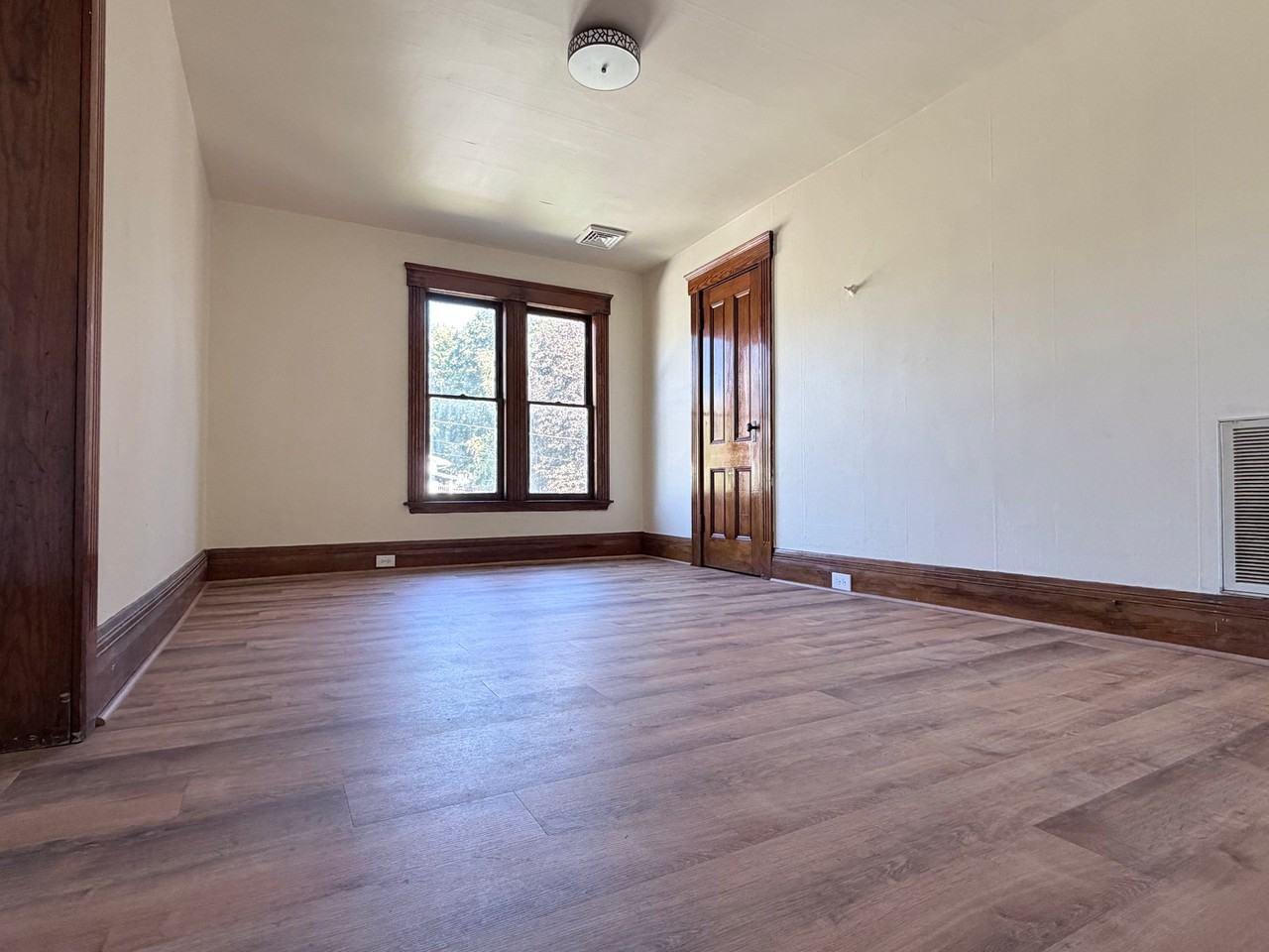 148 W 3rd St #201 - Photo 6 of 20