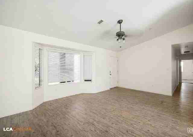 372 Tavertine Ct - Photo 4 of 17