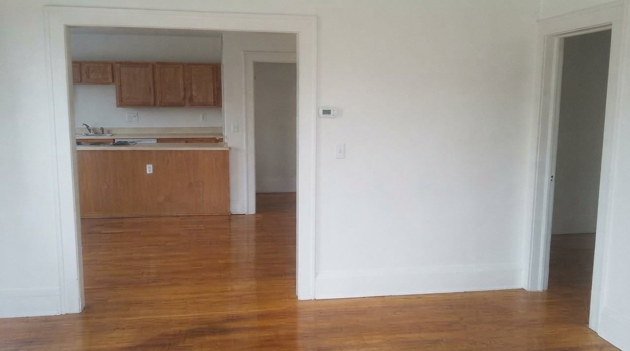 9904 Lorain Ave #201 - Photo 3 of 5