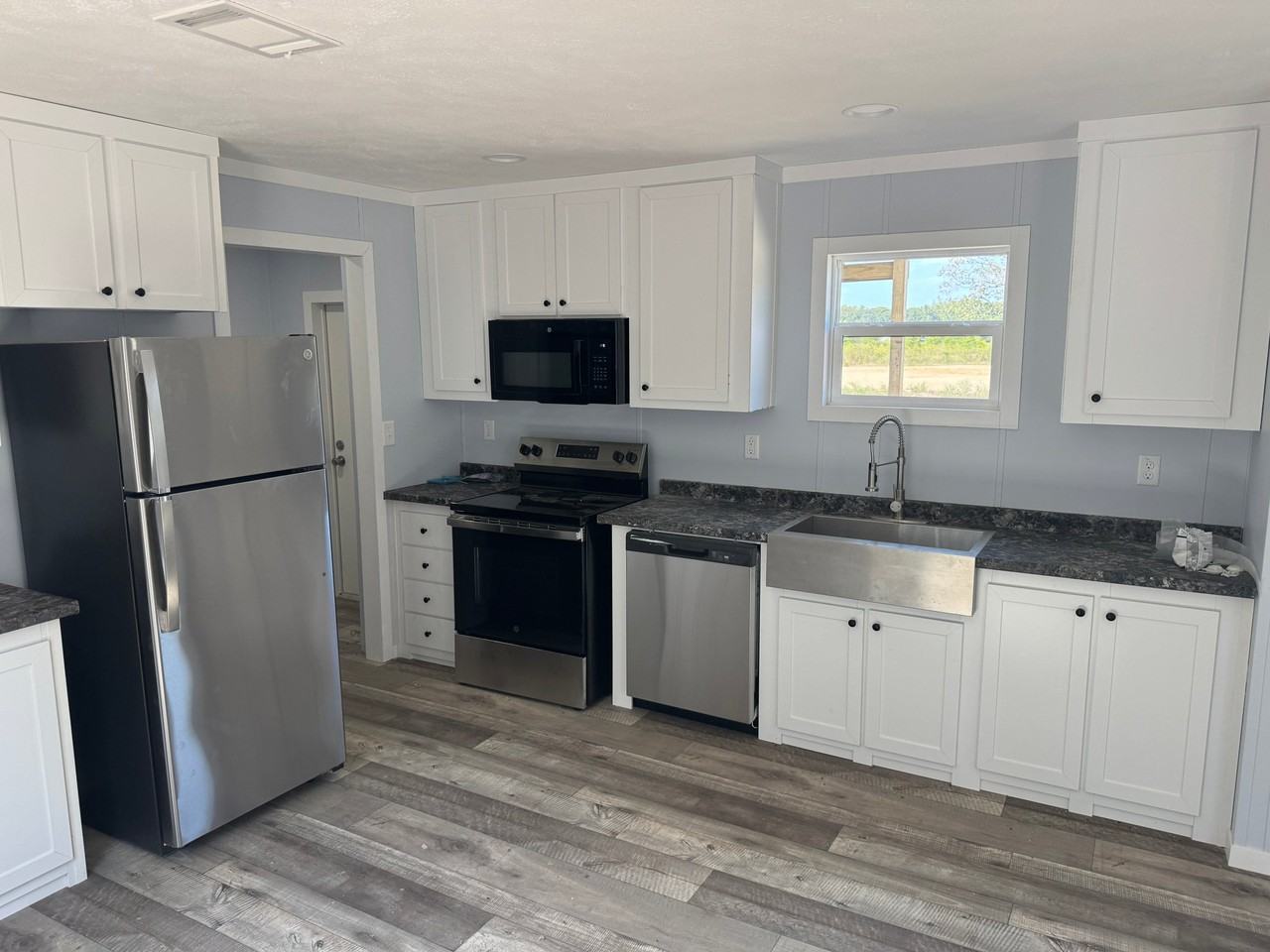 506 Elkins Rd - Photo 5 of 19